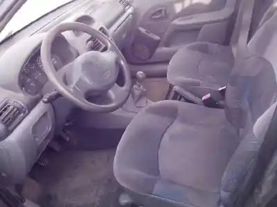 Утилизация автомобиля renault clio ii fase ii (b/cb0) d7f726 года 2001 питание d7f726