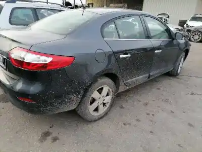 Veículo de Sucata renault fluence k9k832 do ano 2010 alimentado k9k832