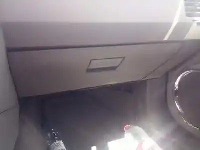 Sloopvoertuig dodge avenger (js) byl van het jaar 2008 aangedreven byl