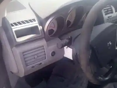 Sloopvoertuig dodge avenger (js) byl van het jaar 2008 aangedreven byl
