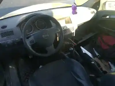 Здавання транспортного засобу opel astra h gtc d-z19dth року 2005 потужний z19dth