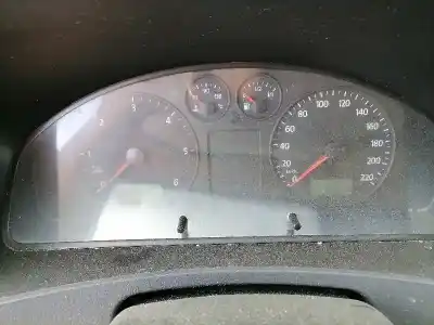 Здавання транспортного засобу volkswagen t5 transporter furgón/combi (7h) bnz року 2007 потужний bnz