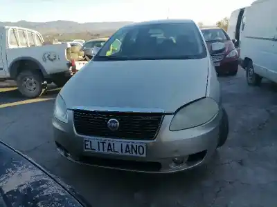Veículo de Sucata fiat croma (194_) 1.9 d multijet (194axc1b, 194axc12) do ano 2005 alimentado 939a2000