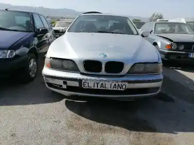 Veículo de Sucata bmw 5 (e39) 528 i do ano 1999 alimentado m52b28