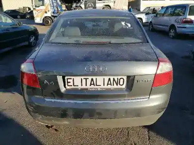 Scrapping Vehicle audi a4 b6 (8e2) 1.9 tdi of the year 2003 powered awx