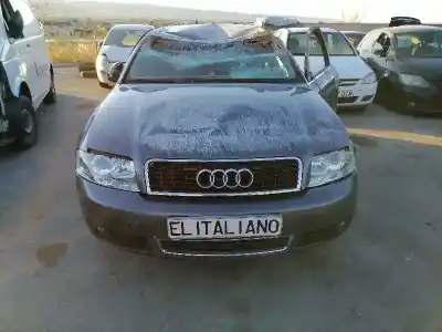 Scrapping Vehicle audi a4 b6 (8e2) 1.9 tdi of the year 2003 powered awx