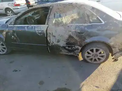 Scrapping Vehicle audi a4 b6 (8e2) 1.9 tdi of the year 2003 powered awx