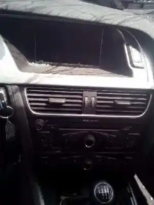 Здавання транспортного засобу audi a4 b8 (8k2) 2.0 tdi року 2009 потужний caga