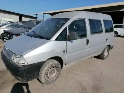 Sloopvoertuig fiat i scudo (222) d9b van het jaar 1998 aangedreven d9b