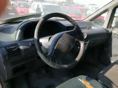 Sloopvoertuig fiat i scudo (222) d9b van het jaar 1998 aangedreven d9b
