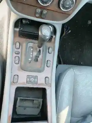 Здавання транспортного засобу mercedes-benz clase ml (bm 163) m112942 року 2002 потужний m112942