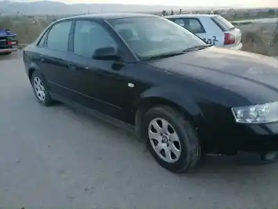 Scrapping Vehicle audi a4 b6 (8e2) 1.9 tdi of the year 2004 powered awx