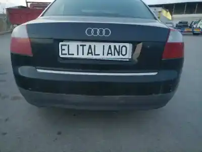 Scrapping Vehicle audi a4 b6 (8e2) 1.9 tdi of the year 2004 powered awx