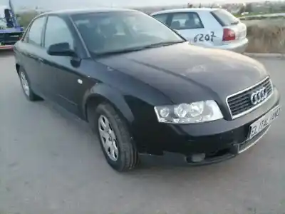 Scrapping Vehicle audi a4 b6 (8e2) 1.9 tdi of the year 2004 powered awx