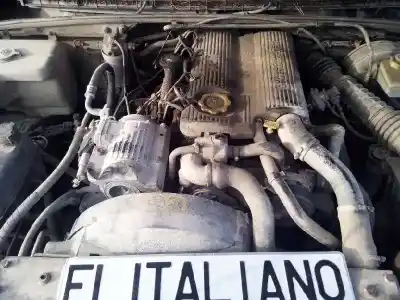 Здавання транспортного засобу land rover discovery (salljg/lj) d-18l року 1990 потужний d-18l