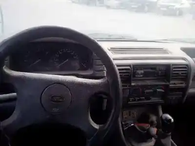 Здавання транспортного засобу land rover discovery (salljg/lj) d-18l року 1990 потужний d-18l