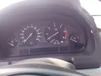 Scrapping Vehicle bmw x5 (e53) m57-306d1 of the year 2000 powered 306d1