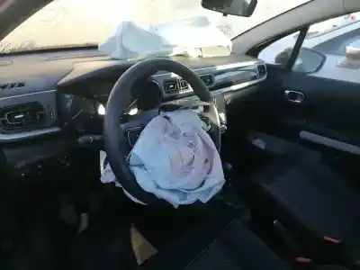 Veículo de Sucata citroen c3 yh01 do ano 2018 alimentado yh01