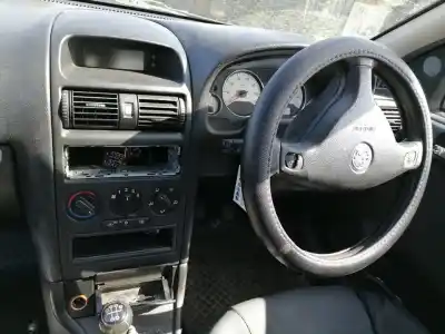 Здавання транспортного засобу opel astra g berlina comfort року 2002 потужний z16xe