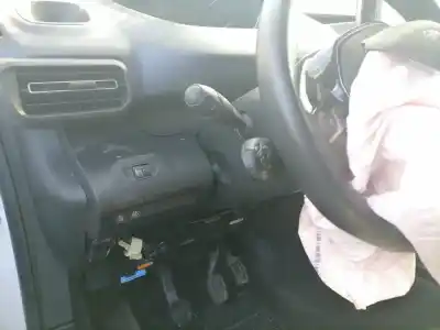 Здавання транспортного засобу peugeot rifter e-rifter року 2022 потужний yh01