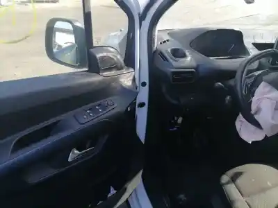 Здавання транспортного засобу peugeot rifter e-rifter року 2022 потужний yh01