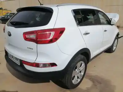Veicolo di demolizione kia sportage iii (sl) 1.7 crdi dell'anno 2013 alimentato d4fd