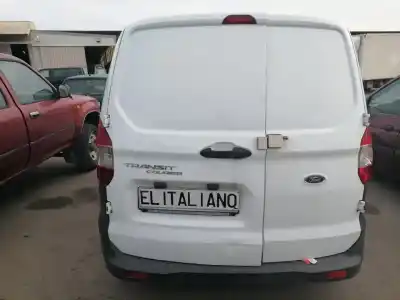 Vehículo de desguace ford transit courier ambiente del año 2015 con motor ugcb