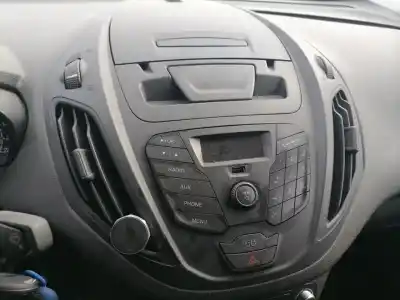 Здавання транспортного засобу ford transit courier (c4a) ugcb року 2015 потужний ugcb