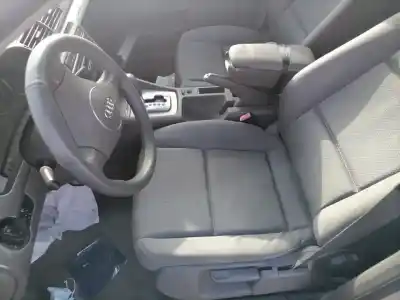 Здавання транспортного засобу audi a4 b6 (8e2) 2.5 tdi року 2002 потужний bfc