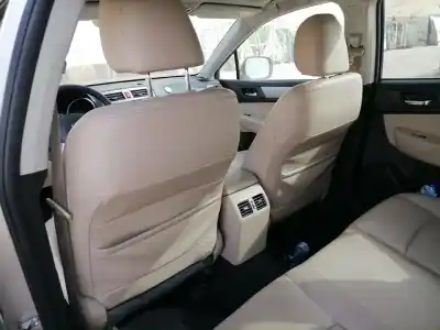 Veículo de Sucata subaru outback (b15) ee20 do ano 2015 alimentado ee20
