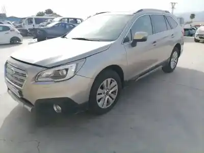 Veículo de Sucata subaru outback (b15) ee20 do ano 2015 alimentado ee20