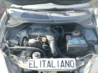 Scrapping Vehicle renault scenic (ja..) f9q of the year 2001 powered f9q q7