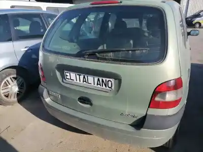 Scrapping Vehicle renault scenic (ja..) f9q of the year 2001 powered f9q q7