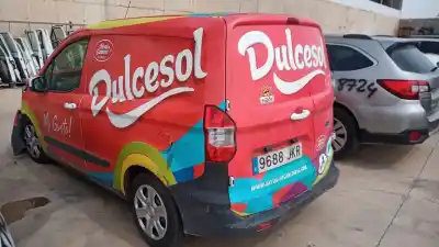 Здавання транспортного засобу ford transit courier (c4a) ugcb року 2015 потужний ugcb