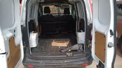 Здавання транспортного засобу ford transit courier (c4a) ugcb року 2015 потужний ugcb