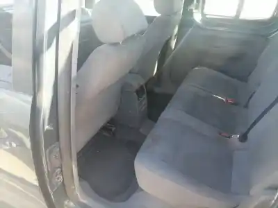 Здавання транспортного засобу volkswagen caddy ka/kb (2k) bls року 2007 потужний bls