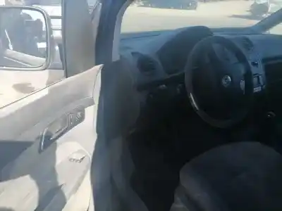 Здавання транспортного засобу volkswagen caddy ka/kb (2k) bls року 2007 потужний bls