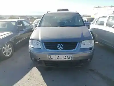 Sloopvoertuig VOLKSWAGEN TOURAN (1T1, 1T2) 2.0 TDI 16V van het jaar 2005 aangedreven BKD