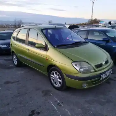 Scrapping Vehicle renault megane i scenic (ja0) d/f9q a7 of the year 2000 powered f9q a7