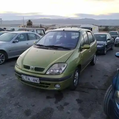 Scrapping Vehicle renault megane i scenic (ja0) d/f9q a7 of the year 2000 powered f9q a7