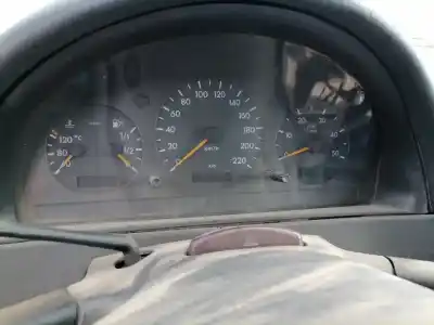 Здавання транспортного засобу mercedes-benz clase ml (bm 163) om 612.963 року 2001 потужний 612963