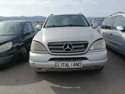 Здавання транспортного засобу mercedes-benz clase ml (bm 163) om 612.963 року 2001 потужний 612963