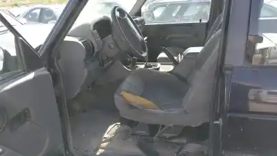 Здавання транспортного засобу land rover discovery (salljg/lj) d21l року 1998 потужний d21l