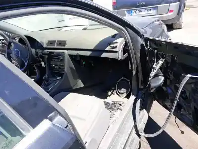 Здавання транспортного засобу audi a4 b6 (8e2) 1.9 tdi року 2004 потужний awx