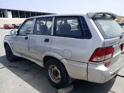 Здавання транспортного засобу ssangyong musso d/sy661la року 1999 потужний sy661la