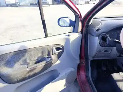 Scrapping Vehicle renault scenic (ja..) f9q of the year 2003 powered f9q q7