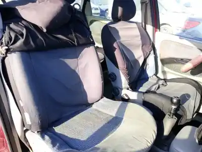 Scrapping Vehicle renault scenic (ja..) f9q of the year 2003 powered f9q q7