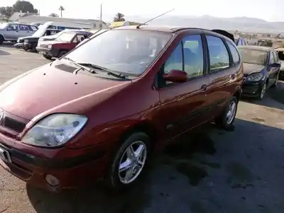 Scrapping Vehicle renault scenic (ja..) f9q of the year 2003 powered f9q q7