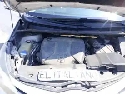 Здавання транспортного засобу toyota verso (aur2/zgr2) n47c16a року 2014 потужний n47c16a