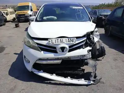 Здавання транспортного засобу toyota verso (aur2/zgr2) n47c16a року 2014 потужний n47c16a